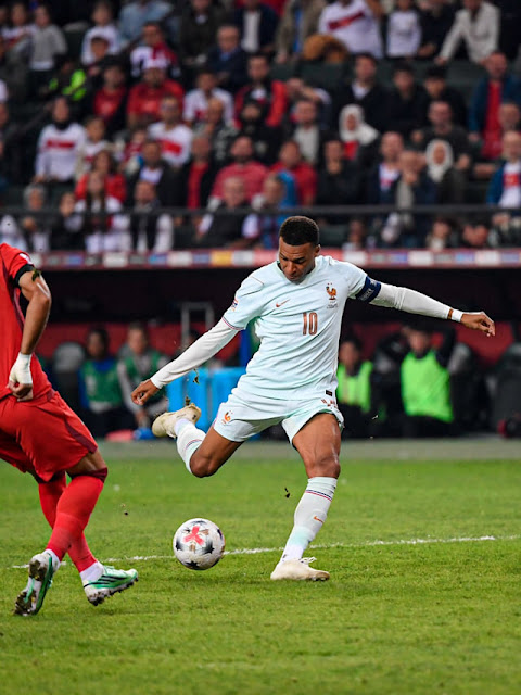 SEGUNDA: Onde assistir Bélgica x França, Turquia x Itália e muito mais (28/09/2026)