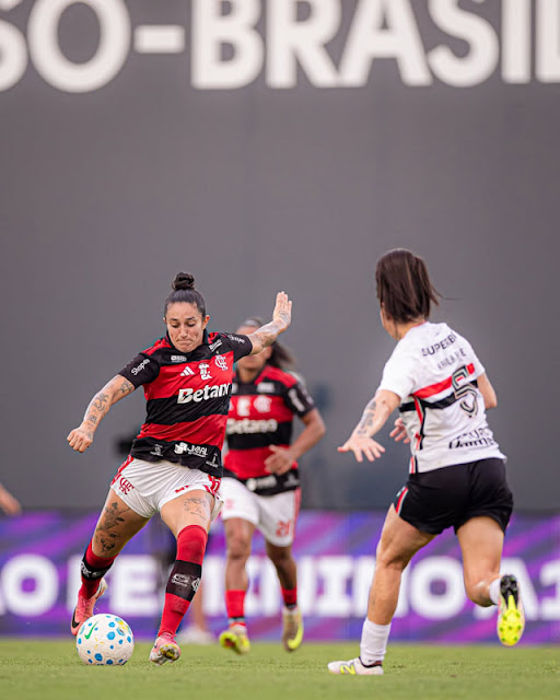 FEMININO: Onde assistir São Paulo x Flamengo, Corinthians x Bahia e muito mais (15 e 21/09/2026)