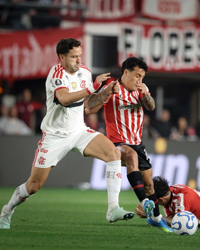 QUINTA: Onde assistir Flamengo x Estudiantes, Bournemouth x Milan e muito mais (22/10/2026)