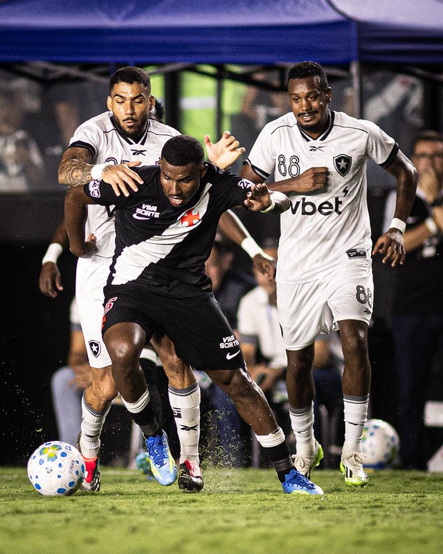 QUARTA: Onde assistir Botafogo x Vasco, Cruzeiro x São Paulo e muito mais (07/10/2026)